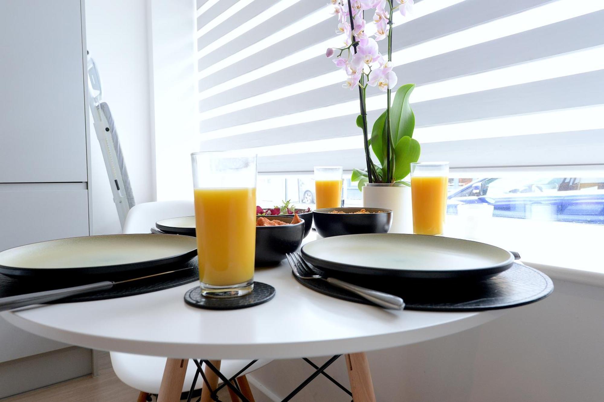 Chic Ground Floor Flat Location & Free Parking Apartment